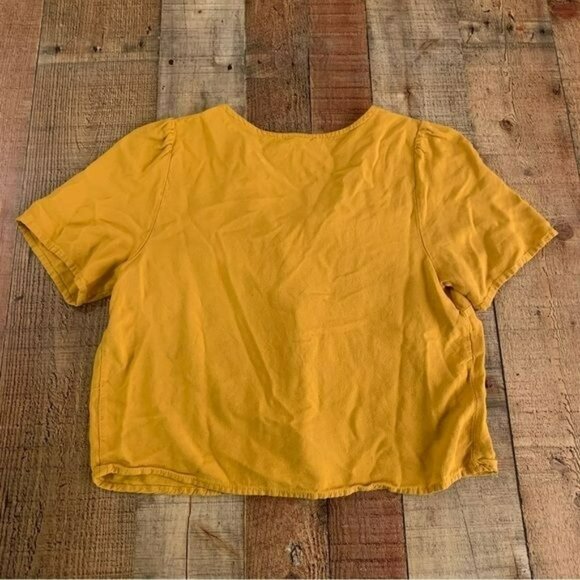Urban Romantics yellow button up blouse medium - Picture 3 of 5